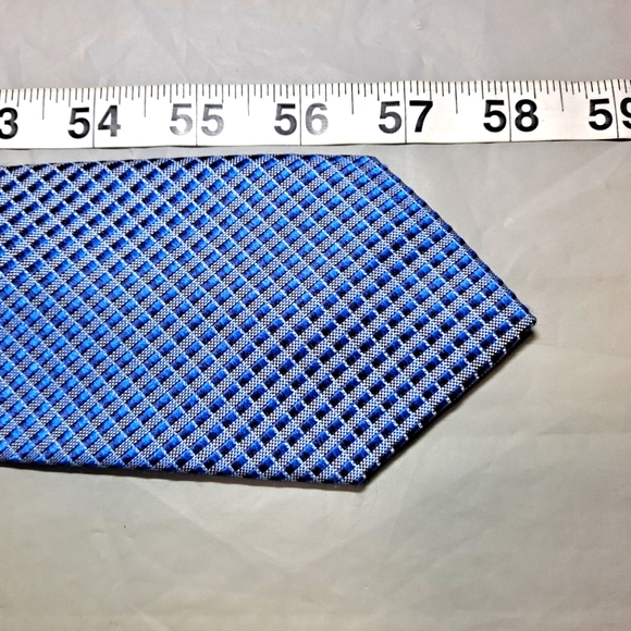 Madison 💯 Silk Men's Necktie 57-60" x 3" Blue/Silver Woven Micro-Geometric Nice - Picture 10 of 10
